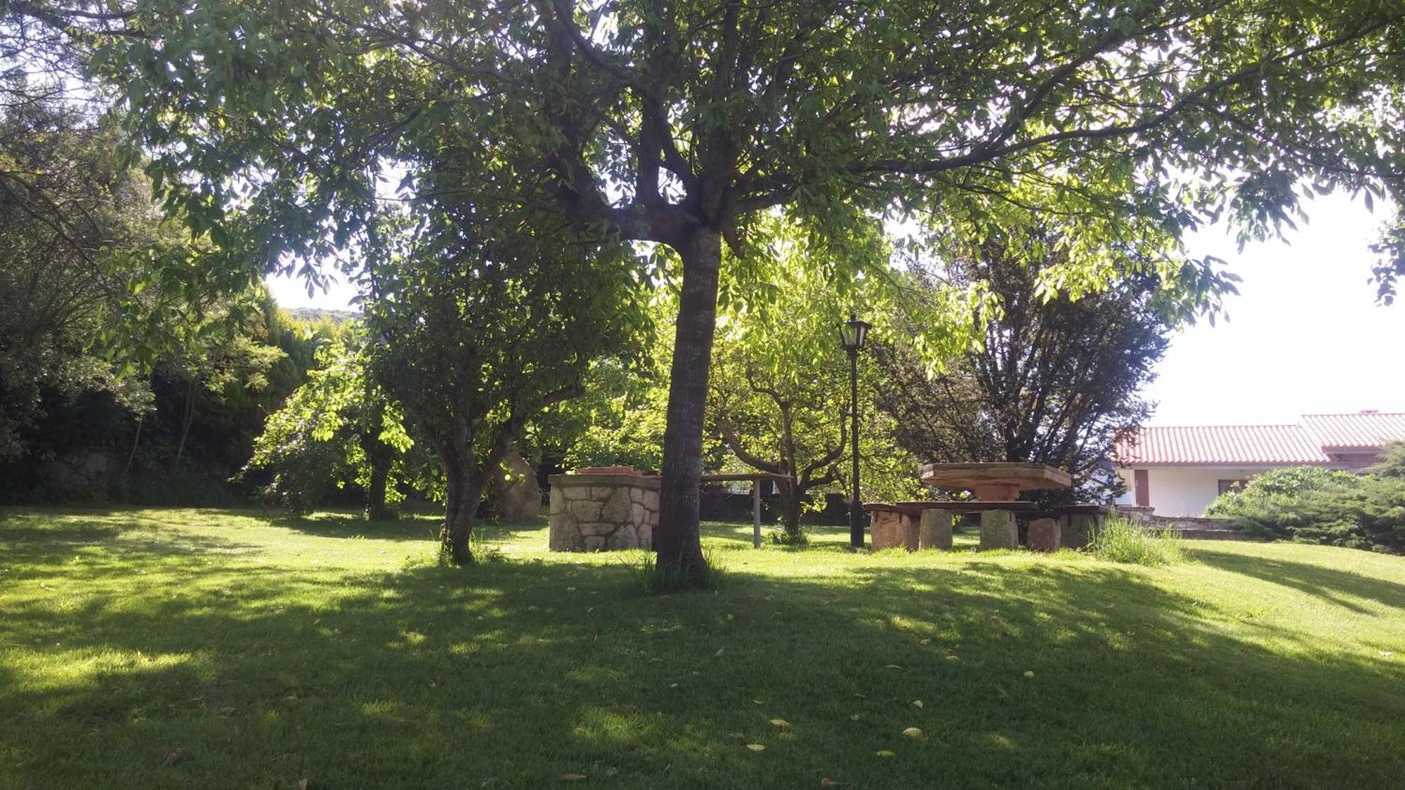 Posada Paz Hinojedo Exteriör bild